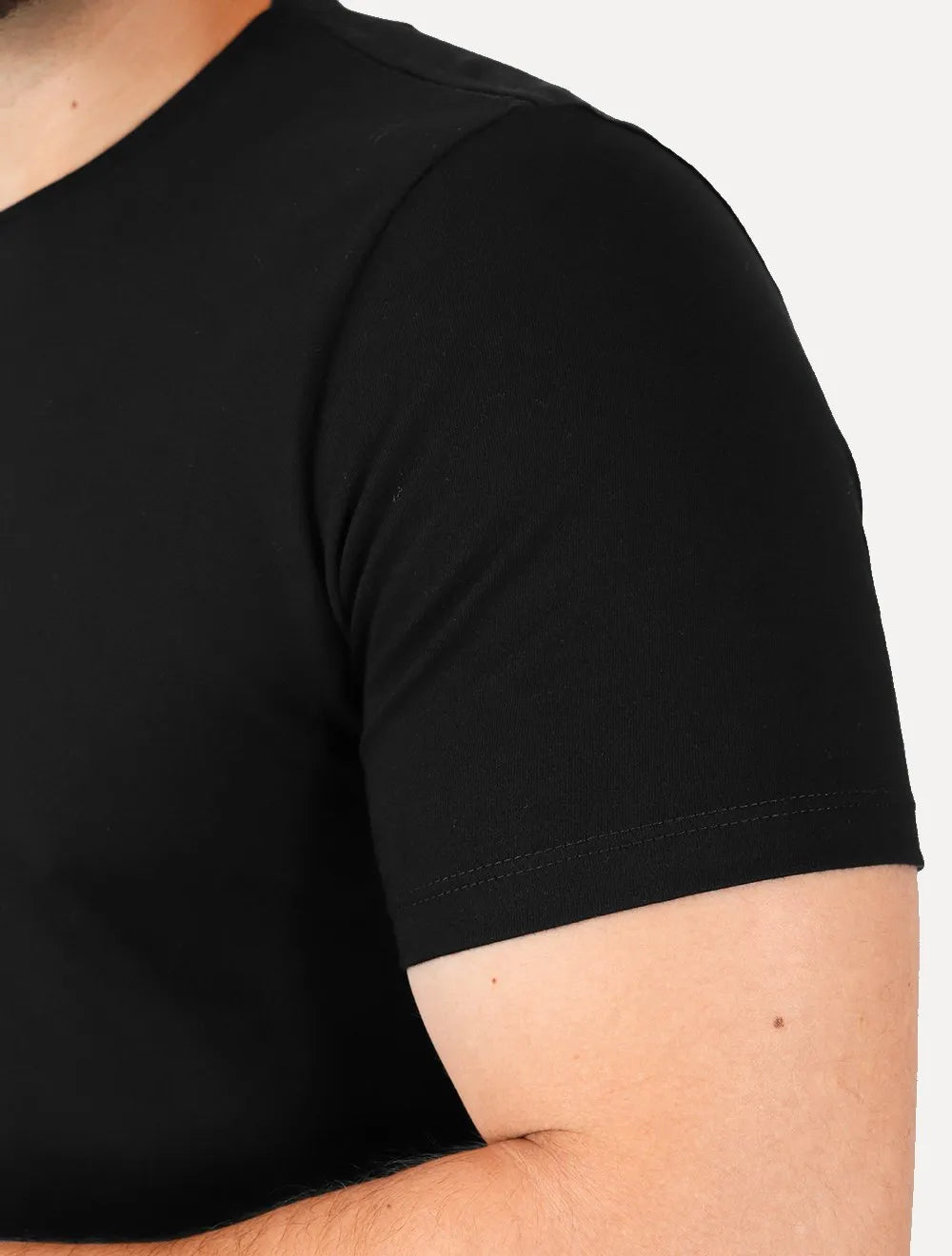 Camiseta Guess Masculina Logo Inc Question Preta