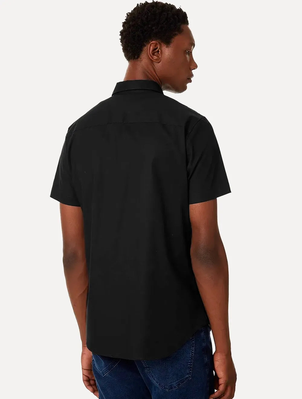 Camisa John John Masculina Manga Curta Slim Logo Preta