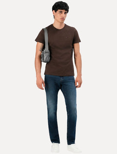 Camiseta Tommy Jeans Masculina Regular Jersey C-Neck Flag Marrom