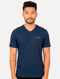 Camiseta Calvin Klein Swimwear Masculina V-Neck Slim Fit Logo Azul Marinho