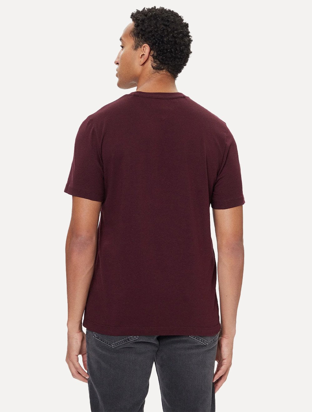 Camiseta Tommy Hilfiger Masculina Essential Cotton Bordô