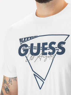 Camiseta Guess Masculina Triângulo Los Angeles Relevo Peito Branca