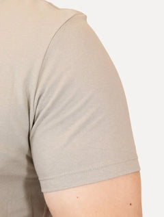 Camiseta Calvin Klein Jeans Masculina Frontal Logo Rubber Relevo Cáqui Claro