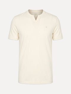 Camiseta Aramis Masculina Regular Gola Detalhe Decote Off White