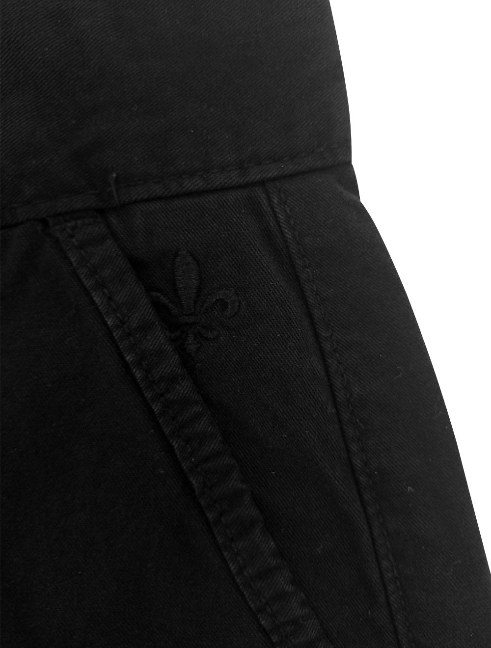 Bermuda Dudalina Sarja Chino Comfort Tinturada Preta