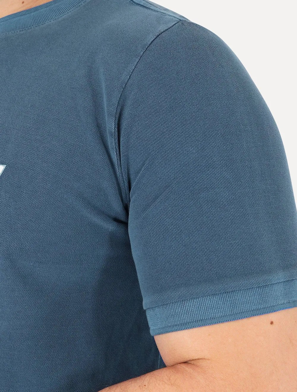 Camiseta Colcci Masculina Slim Crewneck Logo Bordado Azul