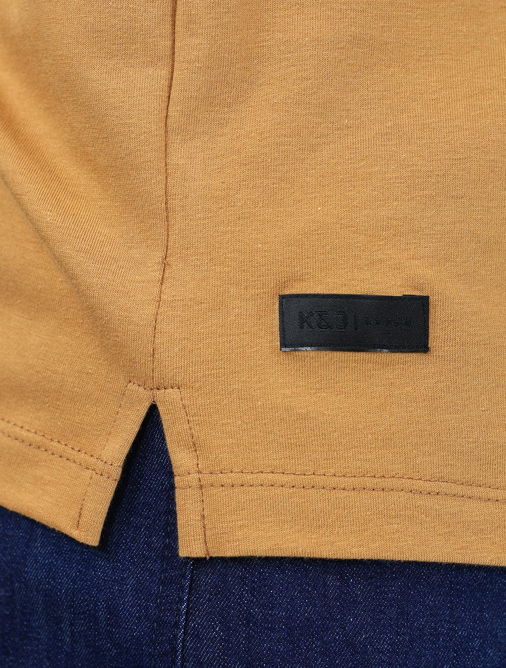 Camiseta K&J Black Cotton Flex Slim Caramelo
