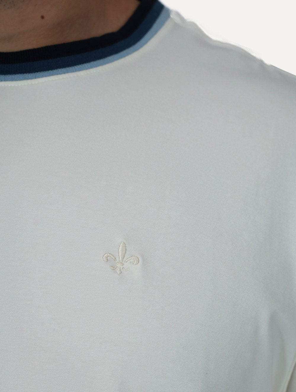 Camiseta Dudalina Masculina Cotton Blue Listra Gola Off White