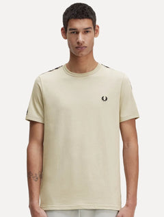 Camiseta Fred Perry Masculina Regular Dark Contrast Tape Ringer Off-White