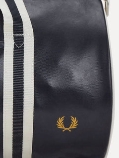 Bolsa Fred Perry Masculina Classic Barrel Off-White/Azul Marinho