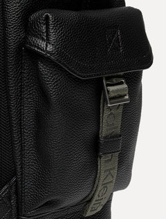 Mochila Calvin Klein Jeans Cargo Flap PU Preta