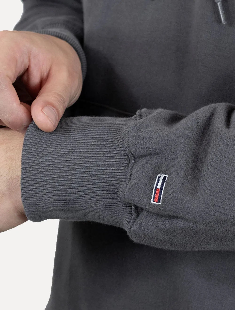 Moletom Tommy Jeans Masculino Regular Hoodie Icon Wrist Grafite