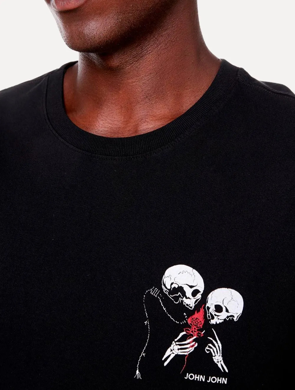 Camiseta John John Masculina Relaxed Fit Burning Flower Preta