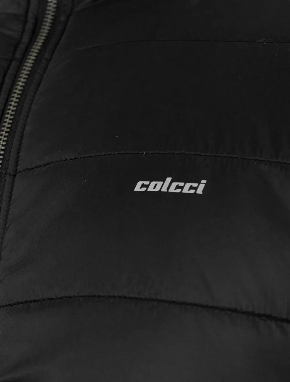 Jaqueta Colcci Masculina Matelasse Gola Alta Preta