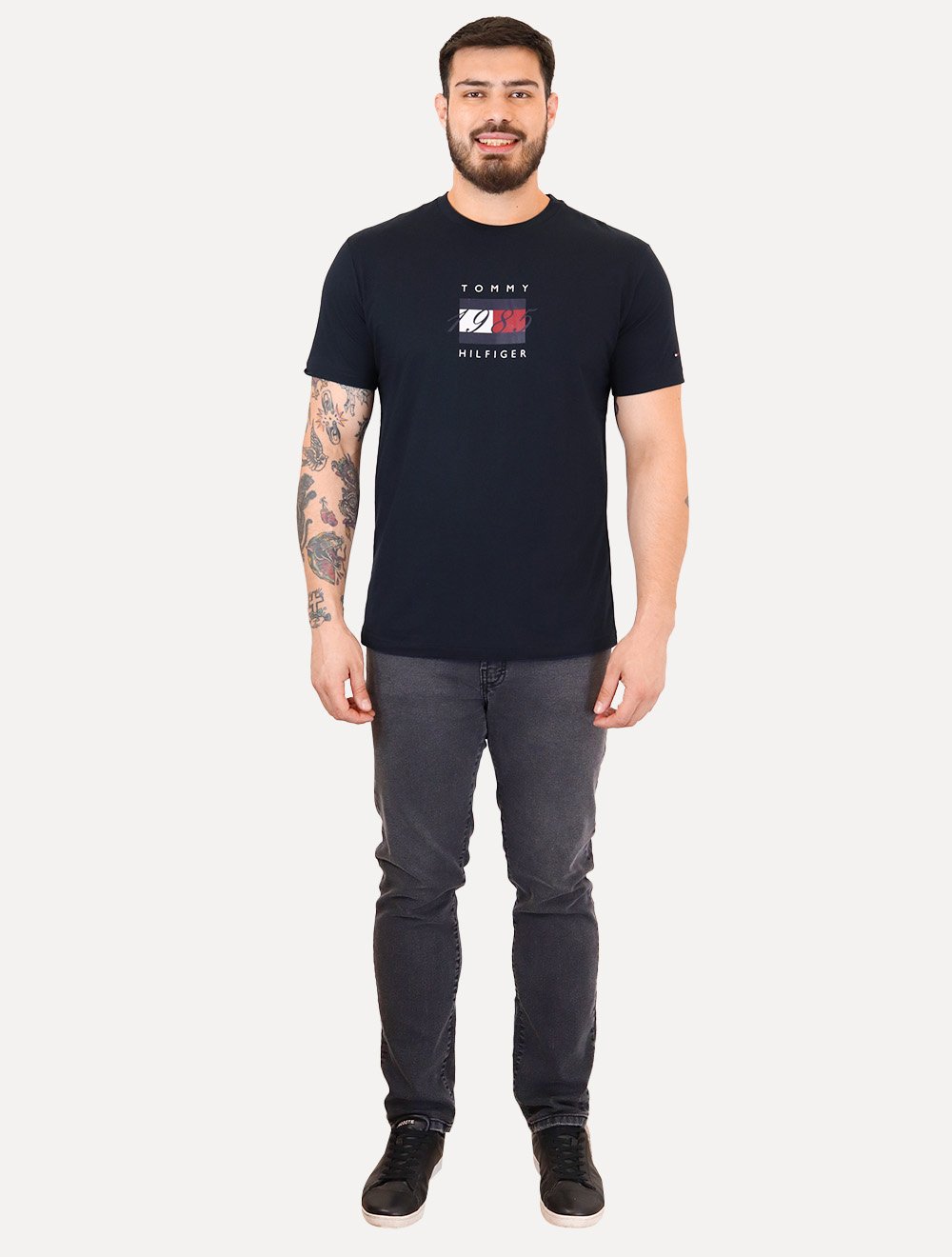Camiseta Tommy Hilfiger Masculina Linear Flag Graphic Azul Marinho