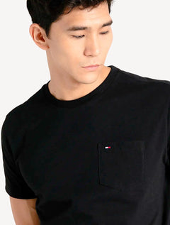 Camiseta Tommy Jeans Masculina Regular Pocket Preto