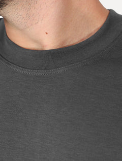 Camiseta Dixen Over Recorte Estruturado na Manga Chumbo