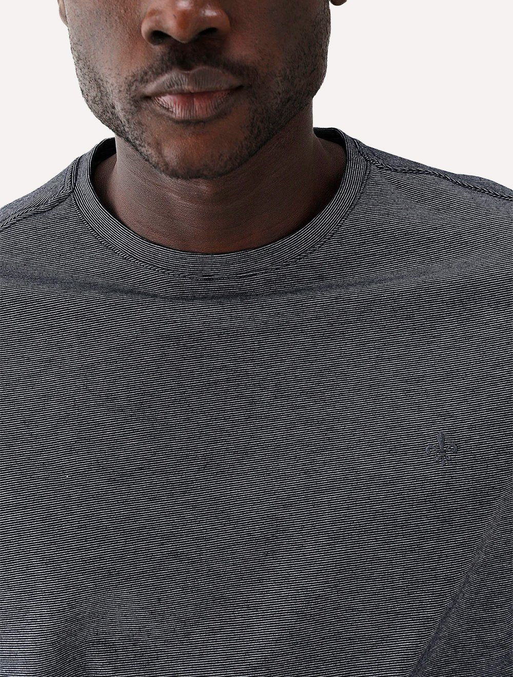 Camiseta Dudalina Masculina Micro Listras Preta