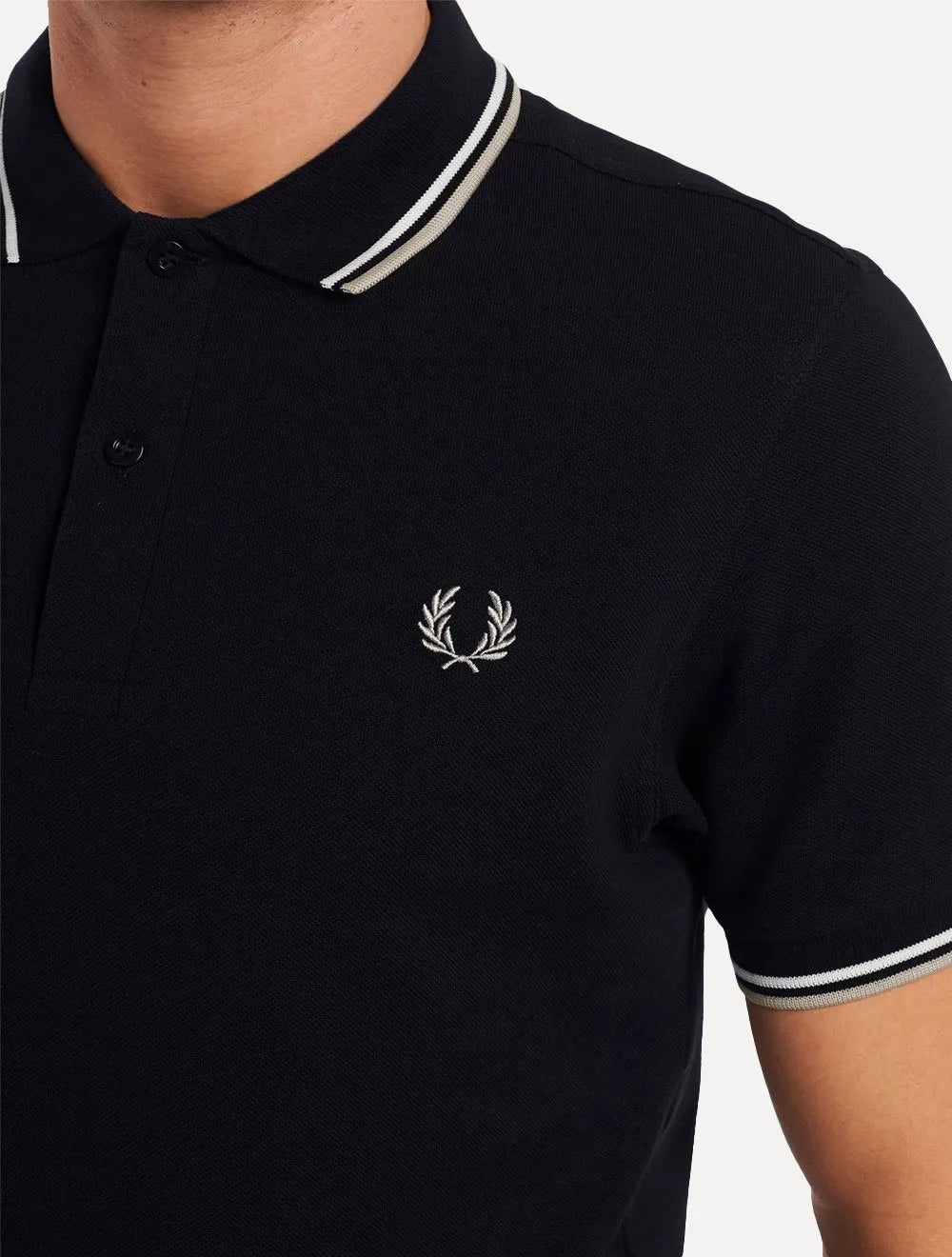 Polo Fred Perry Masculina Piquet Regular White Twin Tipped Preta