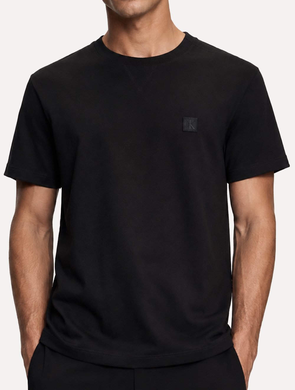 Camiseta Calvin Klein Regular Crewneck Suedine Preta