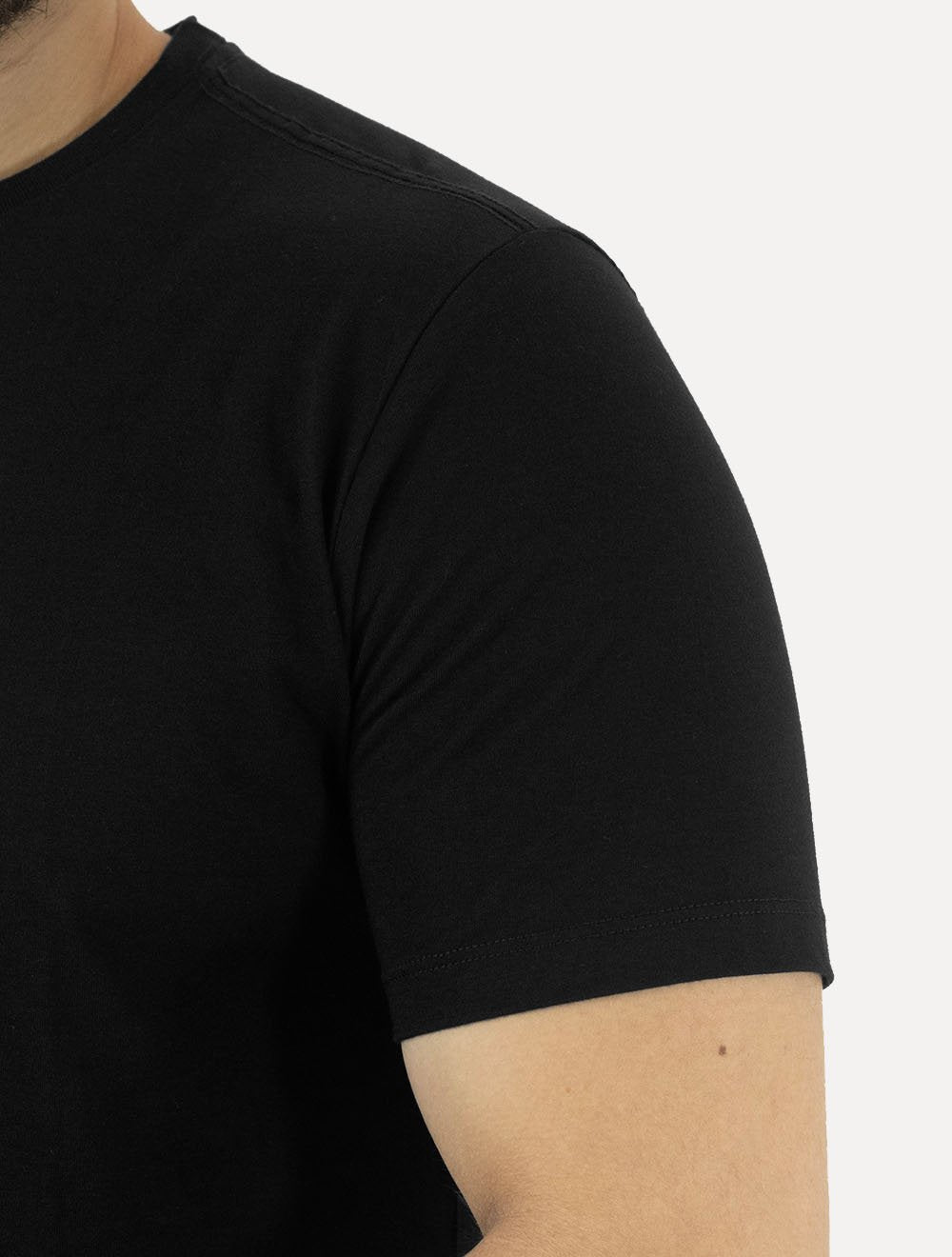 Camiseta Calvin Klein Jeans Masculina Nape Logo CK Gel Preta