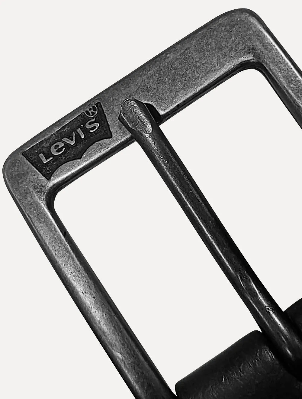 Cinto Levis Masculino Couro Vertical Batwing Preto