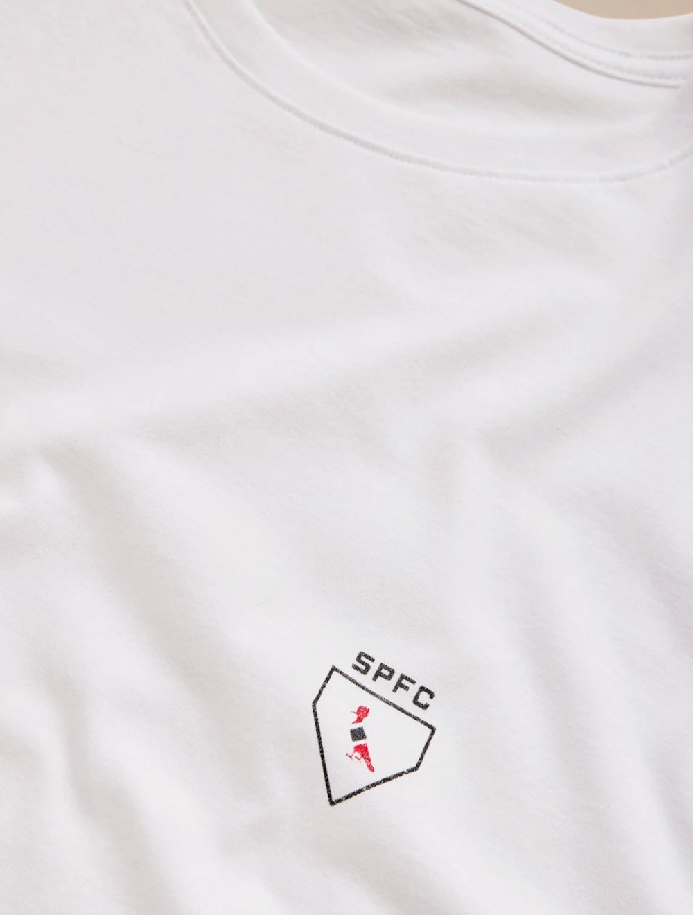 Camiseta Reserva Masculina SPFC Chest Minimalist Branca