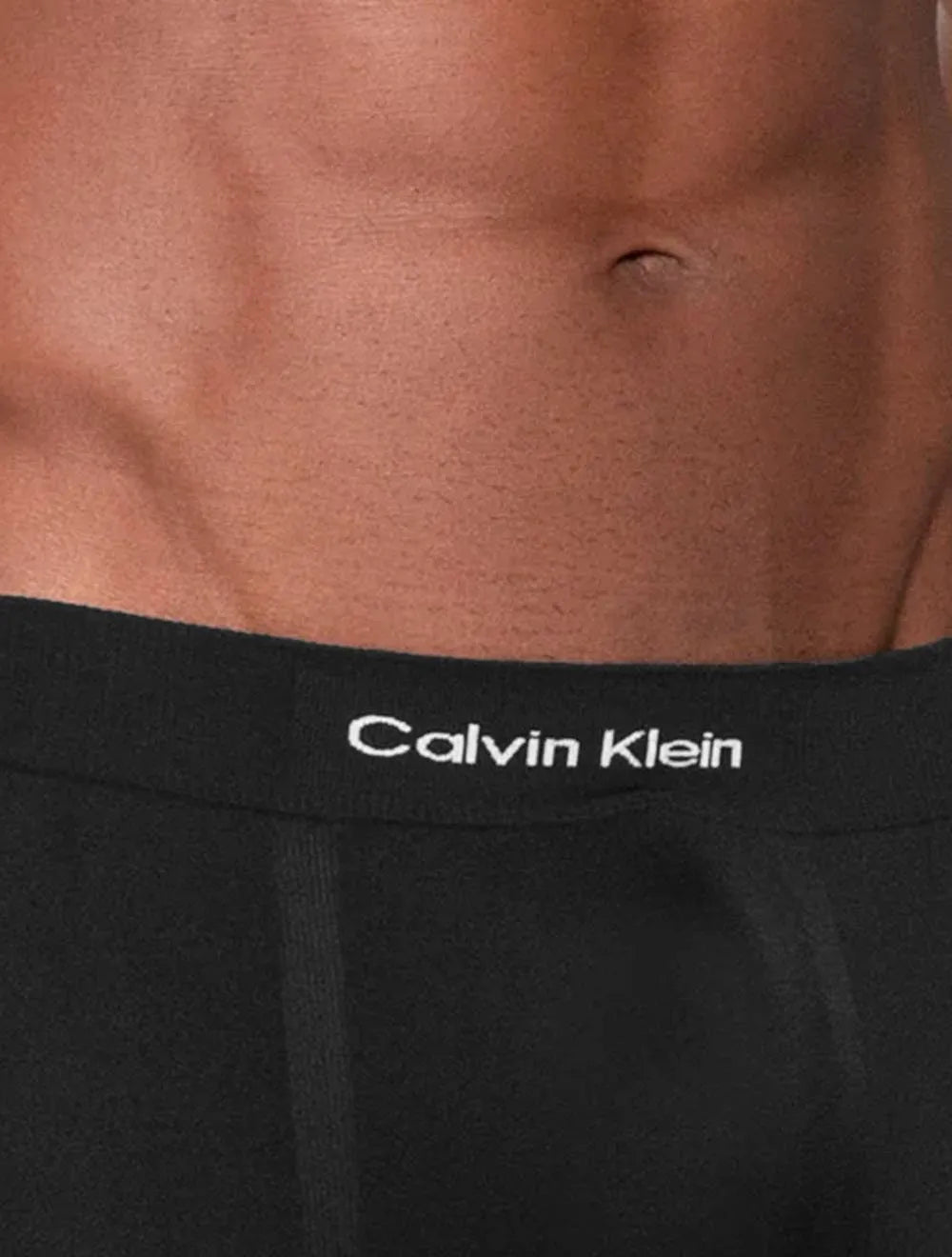 Cueca Calvin Klein Trunk Modern Logo Seamless Rib Preta