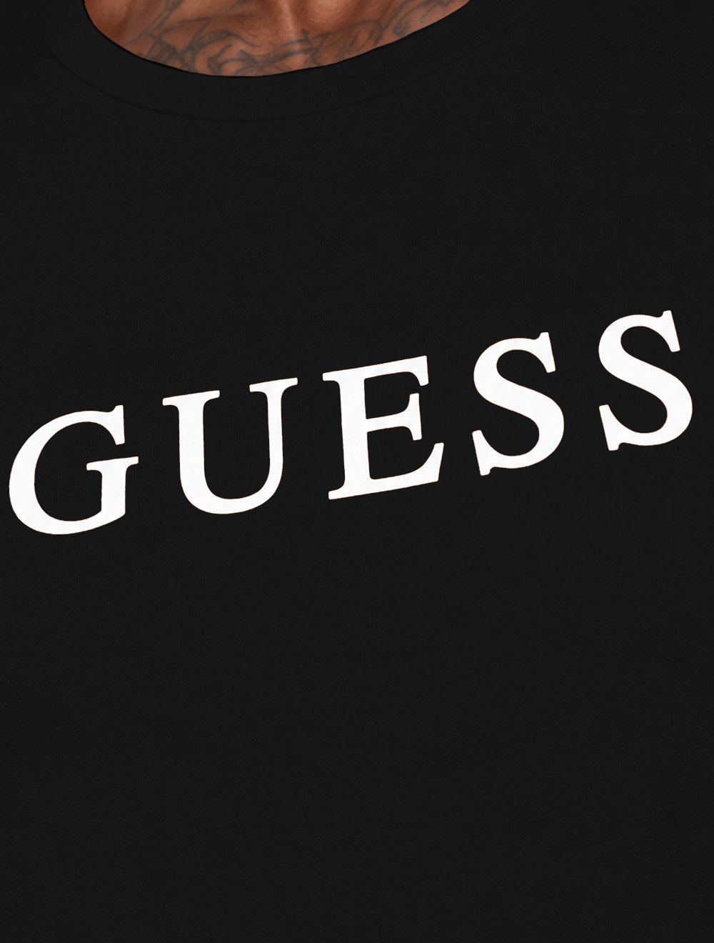Camiseta Guess Feminina Silk Classic Logo Preta