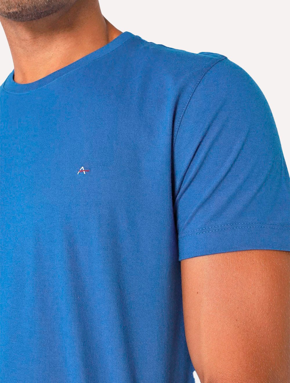 Kit Camisetas Aramis | Masculina Basic Lisa Preta/Branca/Azul Royal