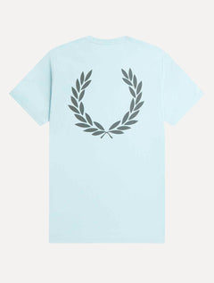 Camiseta Fred Perry Masculina Regular Back Graphic Laurel Azul Claro