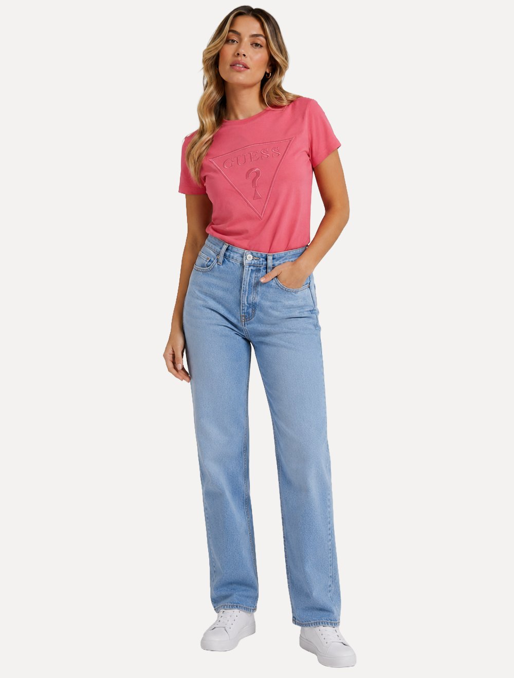 Camiseta Guess Feminina Bust Embroidery Logo Rosa