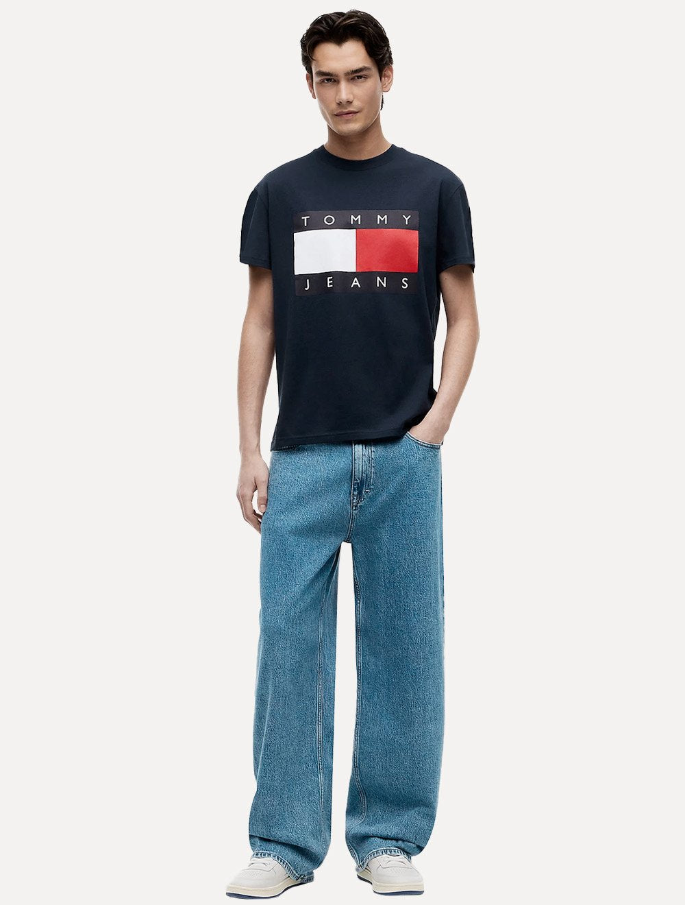 Camiseta Tommy Hilfiger Masculina Regular Big Flag Azul Marinho