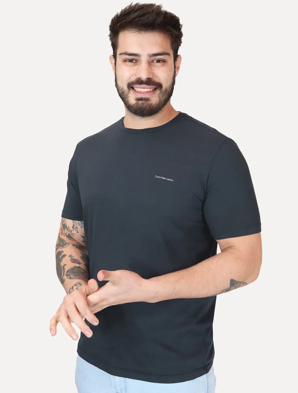 Camiseta Calvin Klein Jeans Light New Logo Azul Marinho