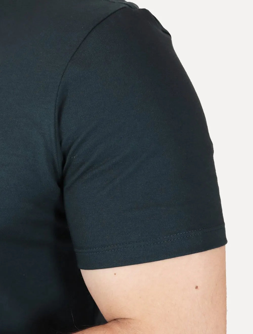 Camiseta Calvin Klein Jeans Masculina CK Embroidery Patch Azul Marinho