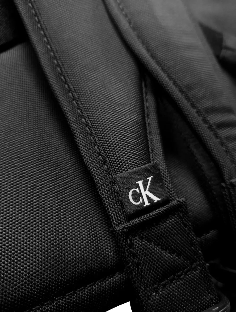 Mochila Calvin Klein Masculina CK Basica Sustainable Preta