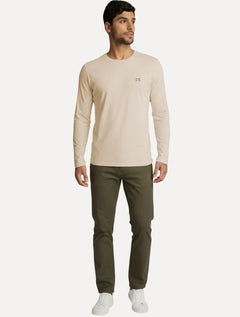 Camiseta King & Joe Masculina Manga Longa Basic Dark Small Logo Areia