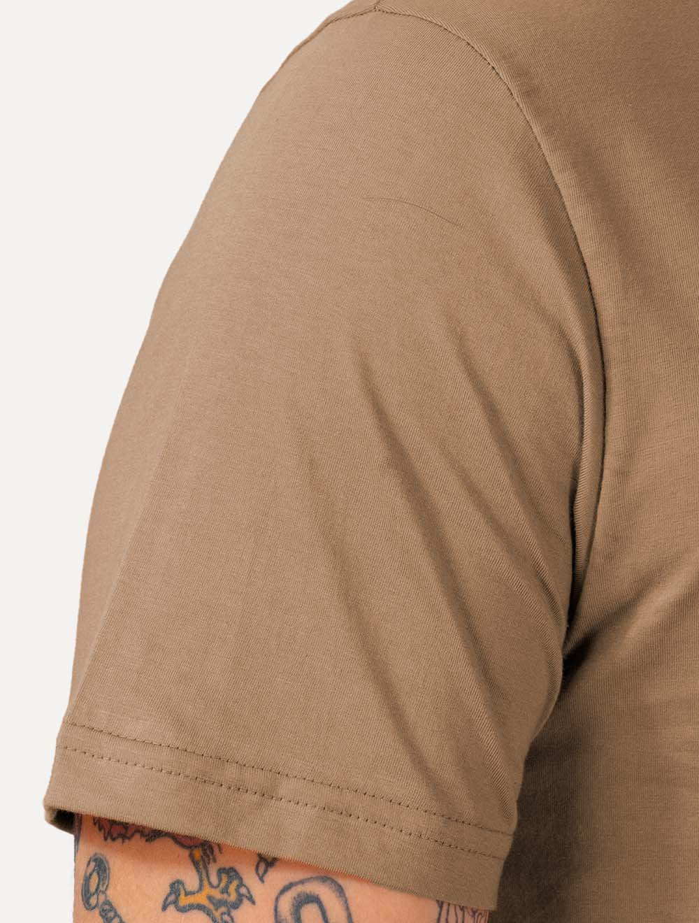 Camiseta Tommy Jeans Masculina Embroidered Signature Cáqui