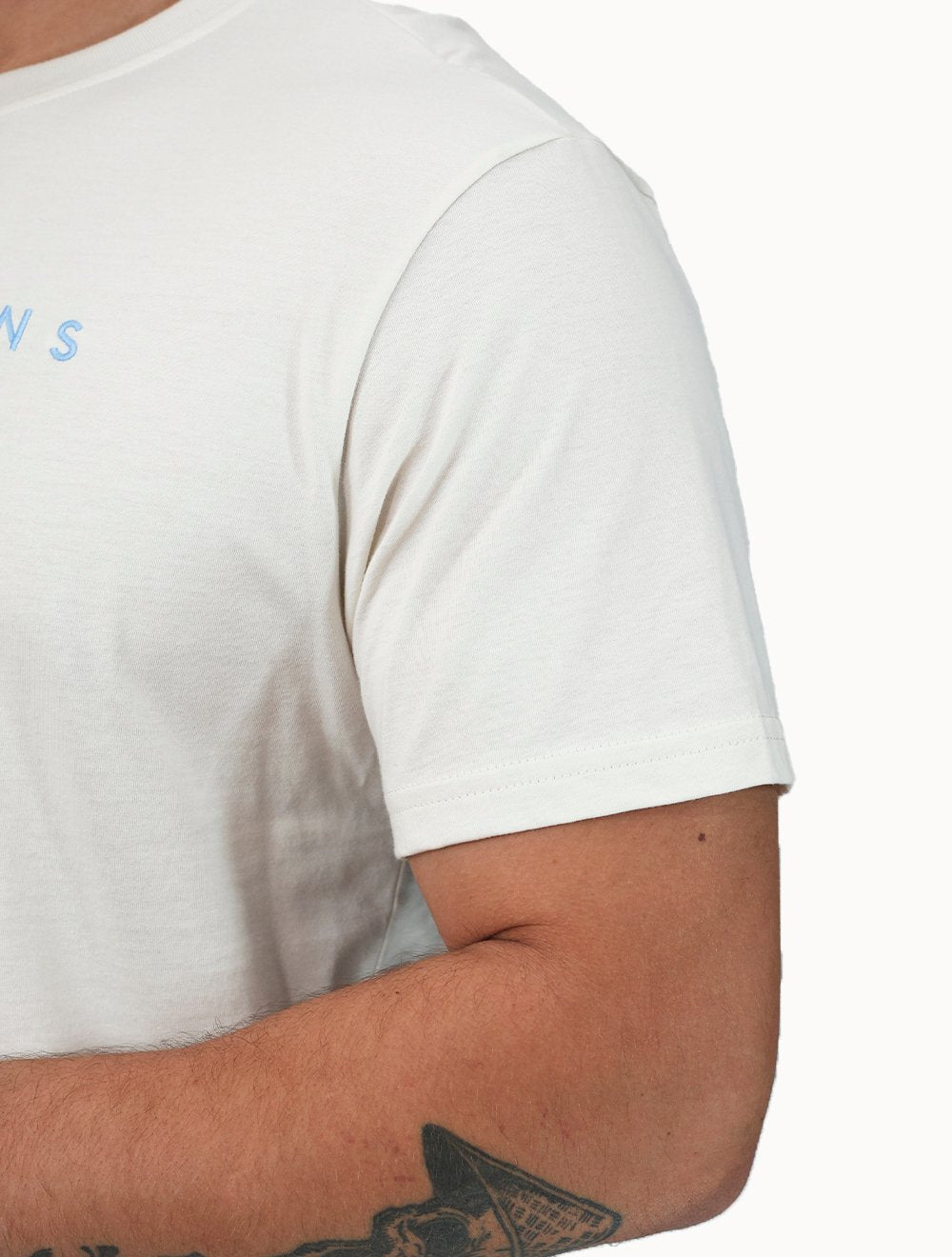 Camiseta Tommy Jeans Masculina Core Linear Blue Logo Off White