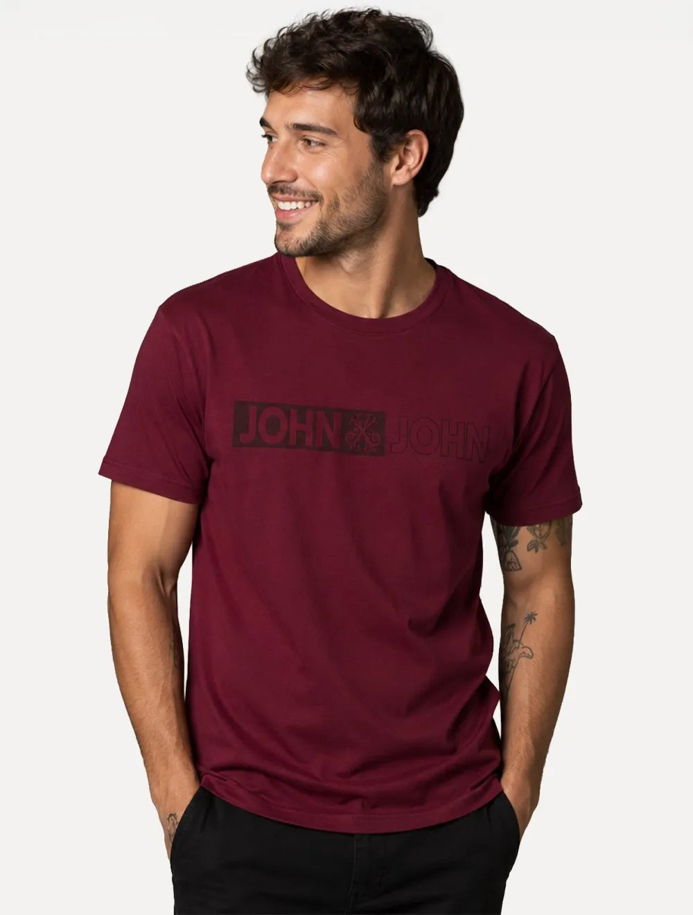 Camiseta John John Masculina Regular Fit On And Off Vinho