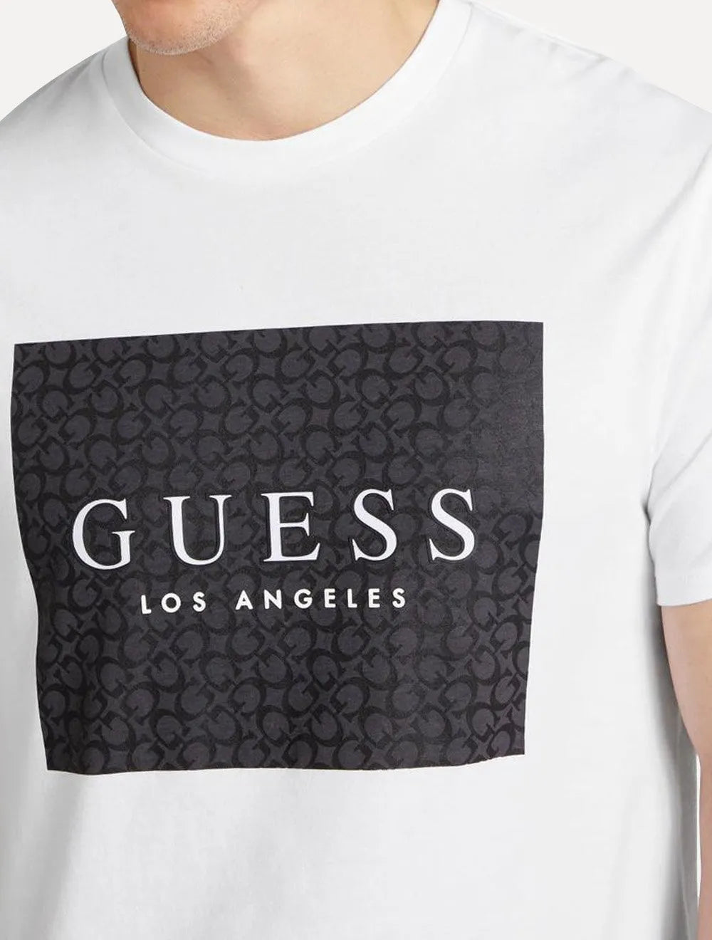 Camiseta Guess Masculina Los Angeles Rubber Logo Block Branca
