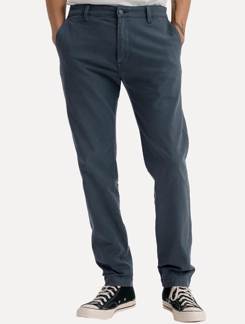 Calça Levis Masculina de Sarja Slim Taper XX Chino Azul Marinho