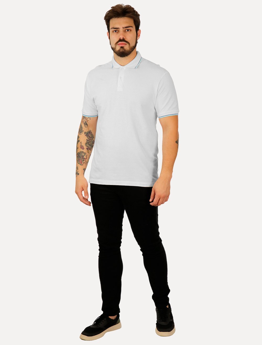 Polo Guess Masculina Piquet Frieze Logo Relief Branca