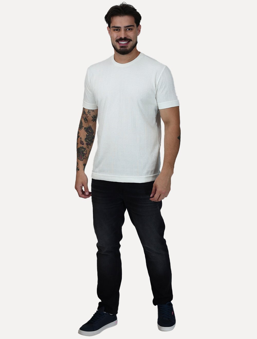 Camiseta King & Joe Masculina Slim Malha Tricot Off White