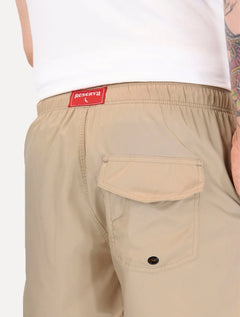 Short Reserva D'Água Beachwear Liso Tag Lateral Caqui