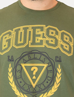 Camiseta Guess Masculina Silk Arc Laurel Verde Militar
