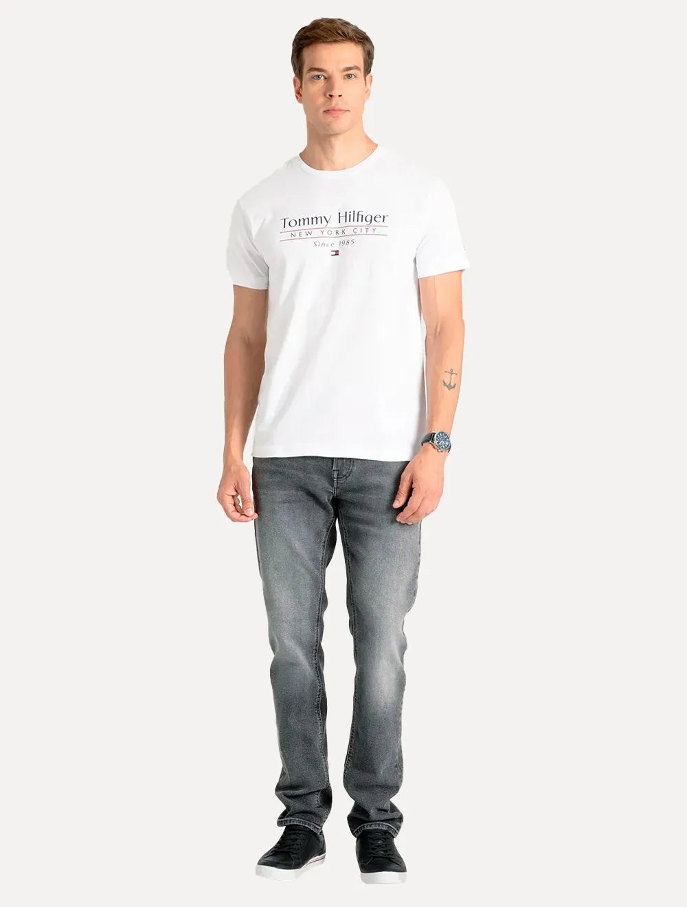 Camiseta Tommy Hilfiger Masculina Center Stack Branca