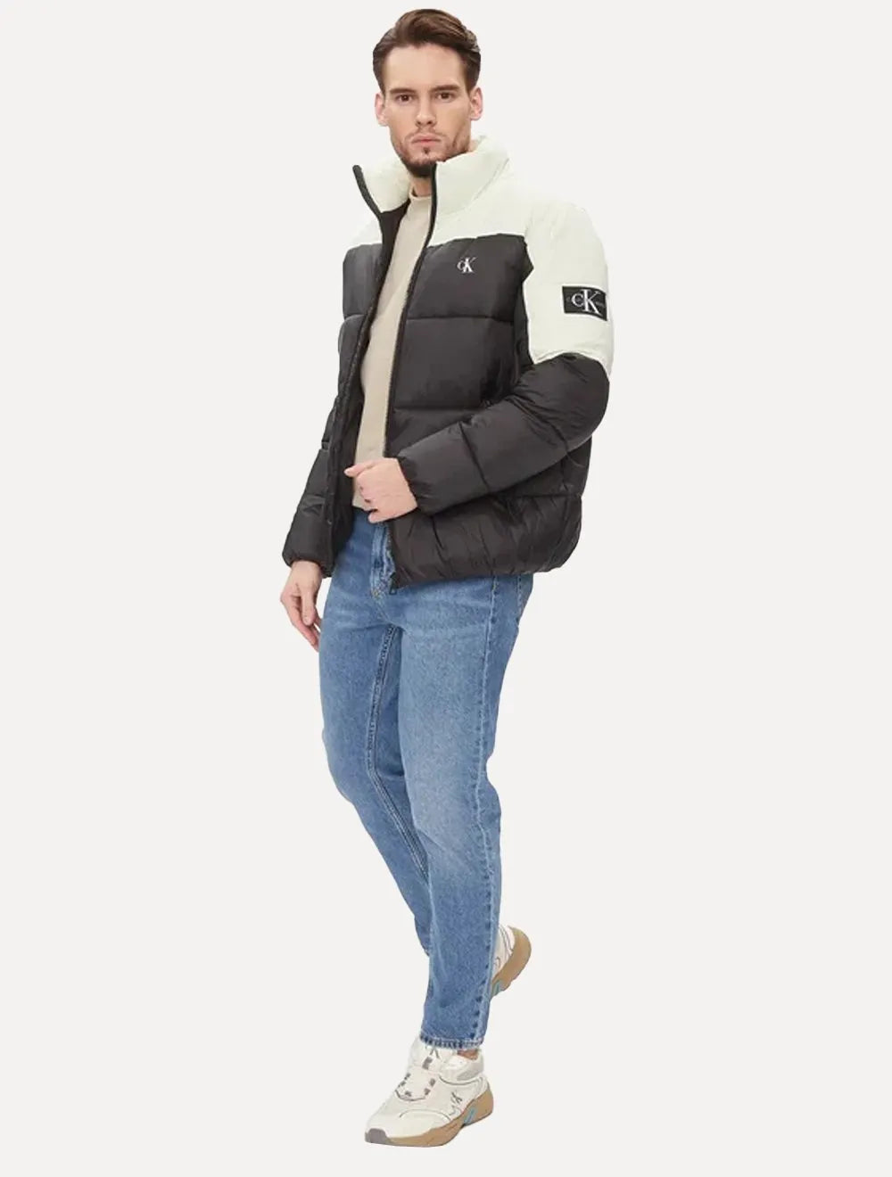 Jaqueta Calvin Klein Jeans Masculina Bicolor Logo Lateral Branca/Preta
