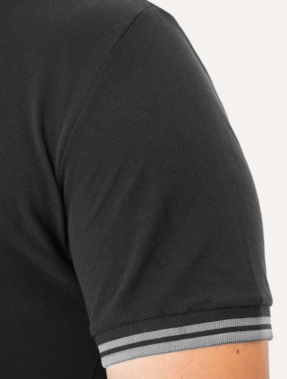 Polo Guess Masculina Piquet Outline Triangle Grey Frieze Preta