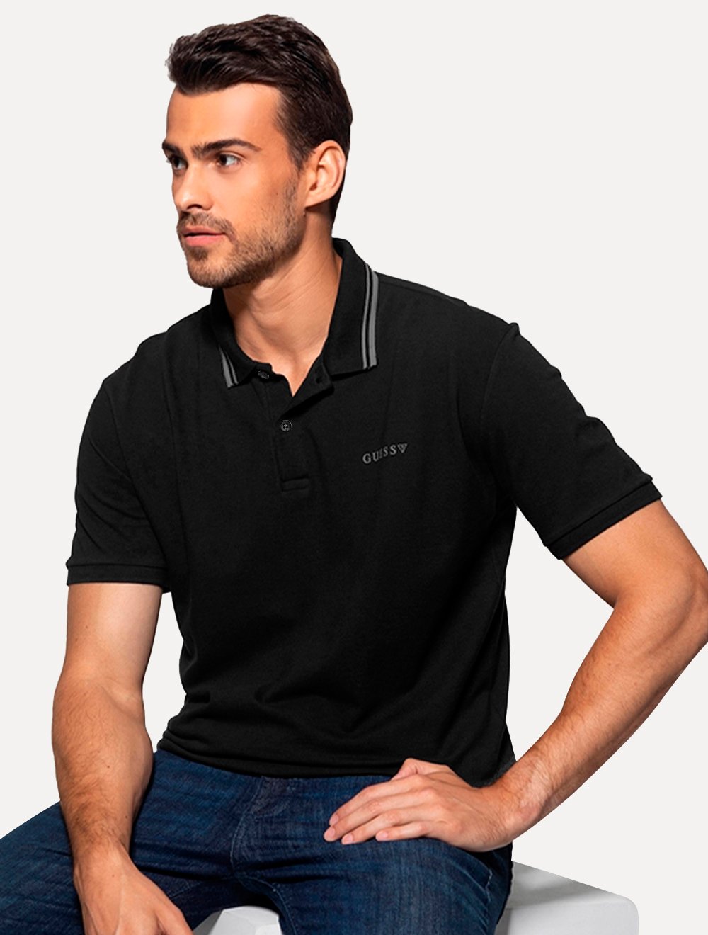 Polo Guess Masculina Piquet Silk Peito Frisos Gola Preta